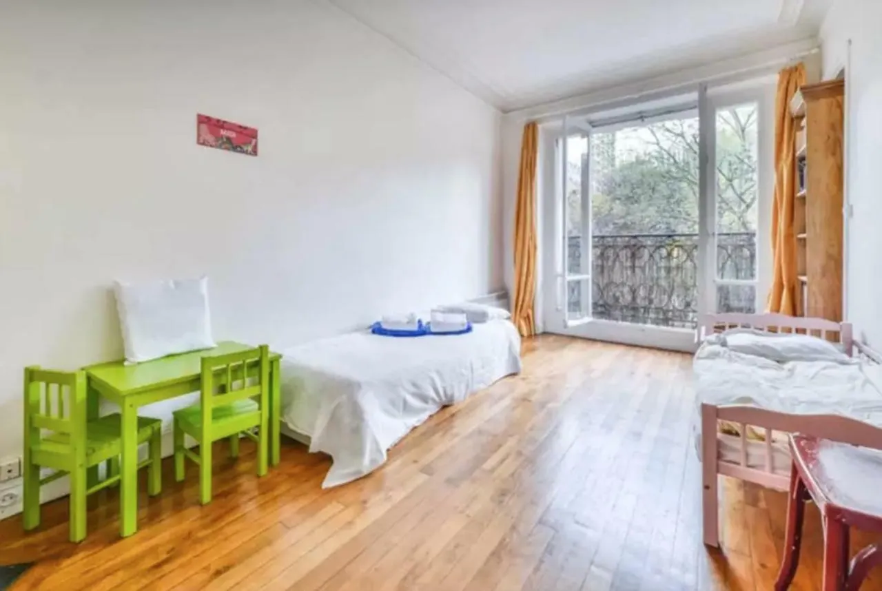 De Charme De 60 M2 Entre Montmartre Et Batignolles Apartmán Paříž